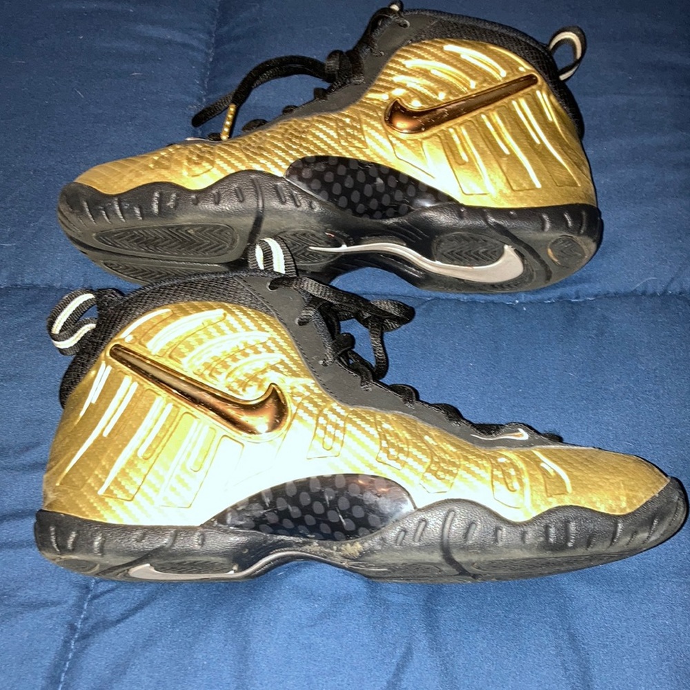 Nike foam posits